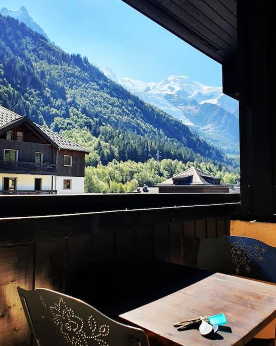 Superbe 2 Pieces, Centre Vue Mont-Blanc Avec Balcon Et Parking Gratuit Apartment Chamonix Exterior photo